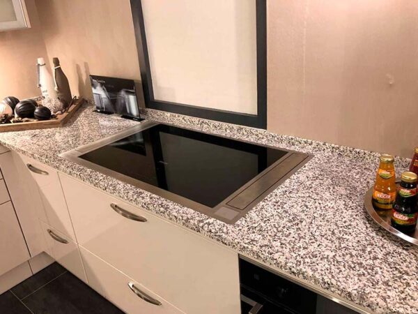 Granito color crema