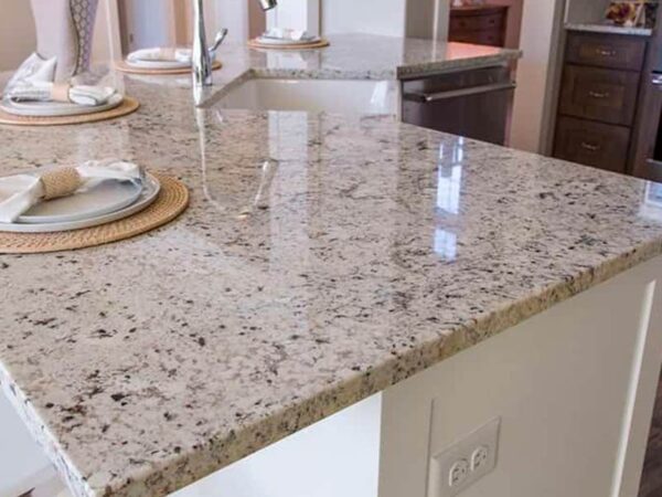 Muebles con cubierta de granito blanco kashmir